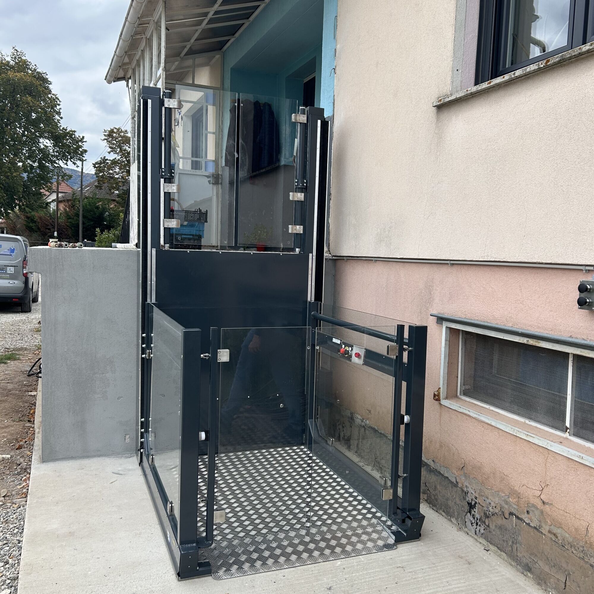 INSTALLATION ELEVATEUR STRATEGOS A SOULTZ PRES DE GUEBWILLER Gérardmer