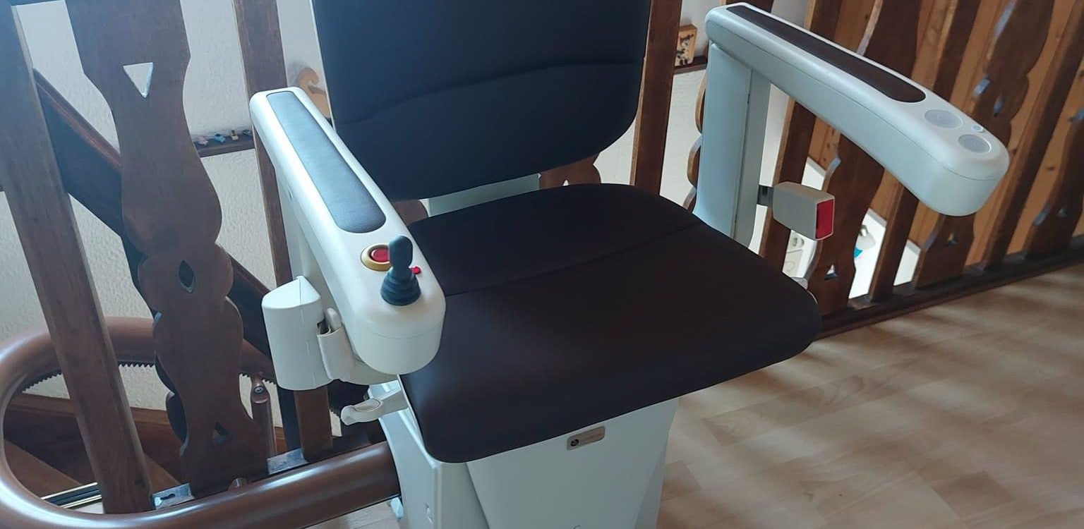 MONTE ESCALIER FREE LIFT HANDICARE Mulhouse