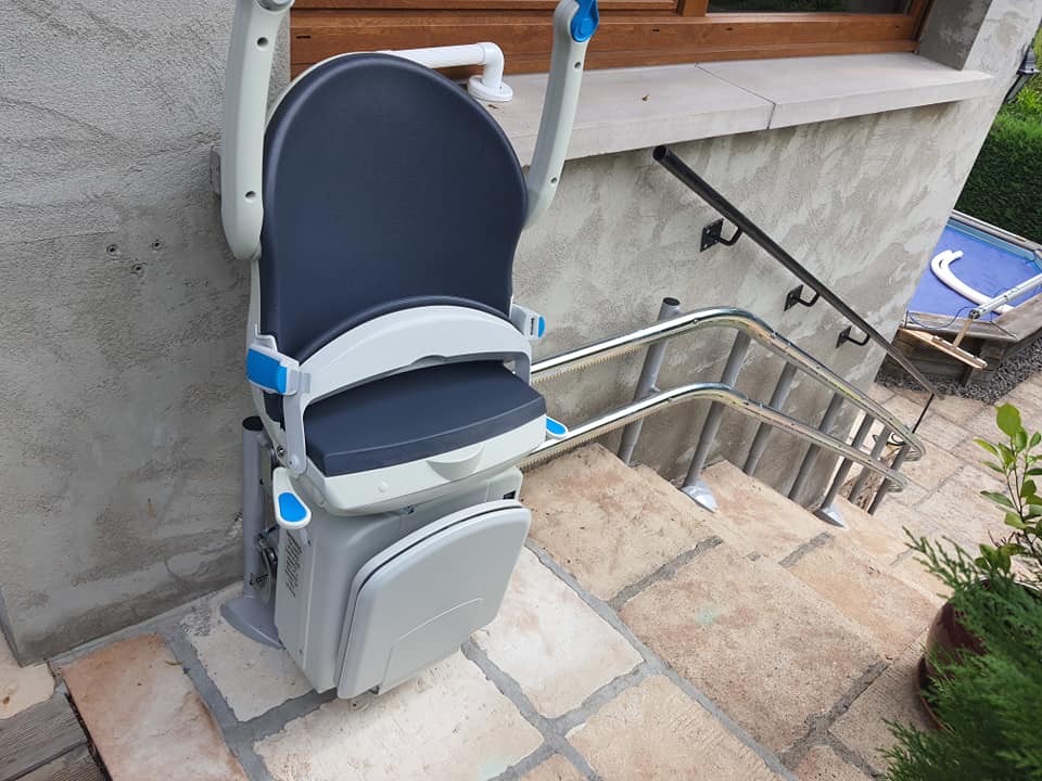 M 2000 ext&eacute;rieur ED MONTE ESCALIERS G&eacute;rardmer