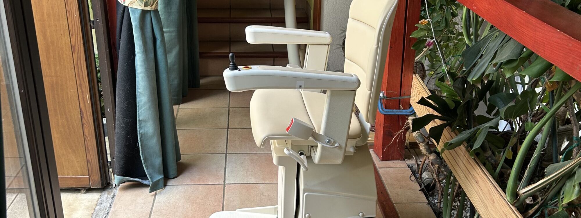 W6 2000X750 | ED Monte Escaliers nouvelle installation a WINTZENHEIM PAR ED MONTE ESCALIERS Kingersheim